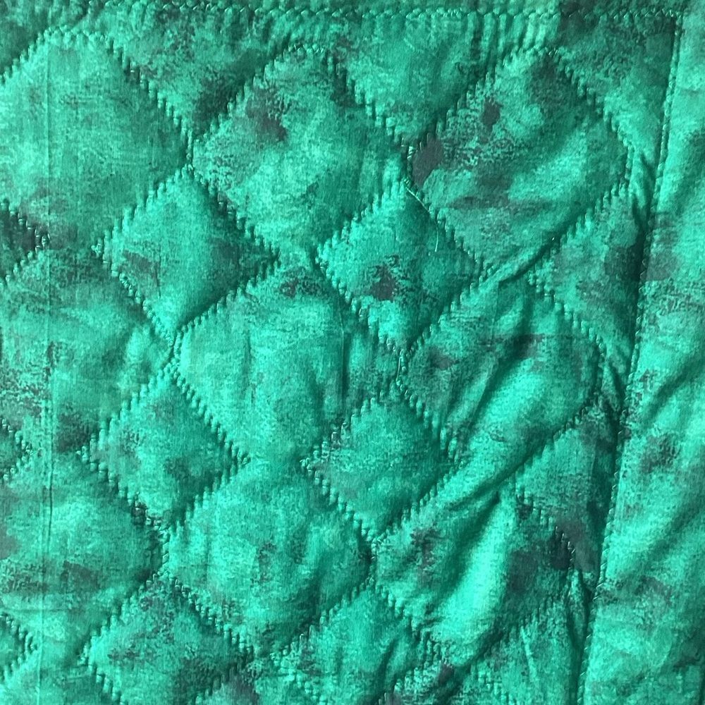 NWT Hand Crafted Colors of Green Quilt - Picture 10 of 12